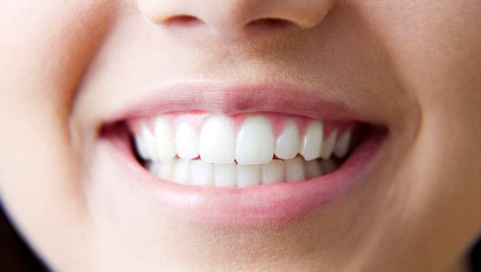 别常吃这5样东西！它会损坏你宝贵的牙齿！