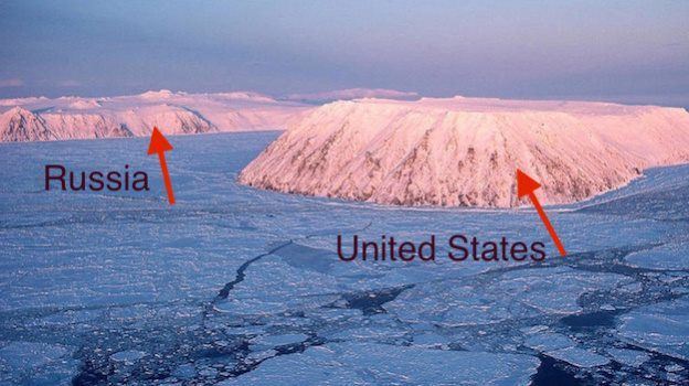 pelik tapi benar! dua pulau ni jarak hanya 3.8 km tapi perbezaan waktu 12 jam! 