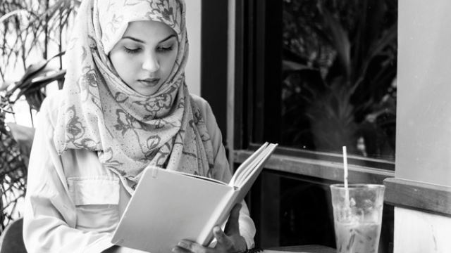 10 tanda-tanda anda ialah seorang bibliophilia