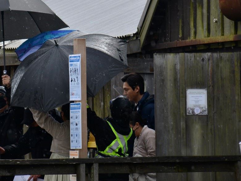 📺李敏镐在美国拍剧啊❗️饰演移民青年依旧帅气呢
