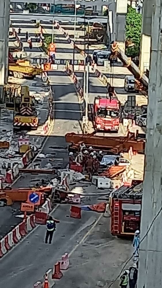 ⚠️suke工地铁架砸车❗️造成2人死亡2人受伤