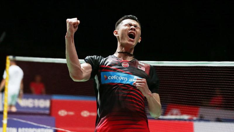 ydp agong extends his congratulations to lee zii jia after his all england win!