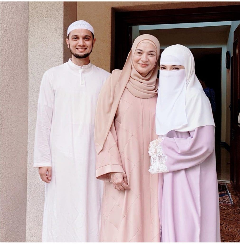 “mudahkanlah bagiku urusanku,” neelofa beri bayangan bakal nikah tak lama lagi, mohon doa orang ramai 