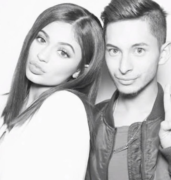 kylie jenner dikutuk kedekut hanya derma rm20,000 kepada bekas jurusolek untuk jalani pembedahan