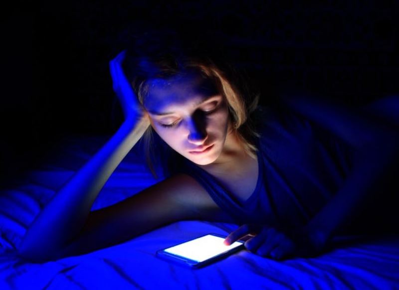 exposure to blue light actually affects your brain and body!