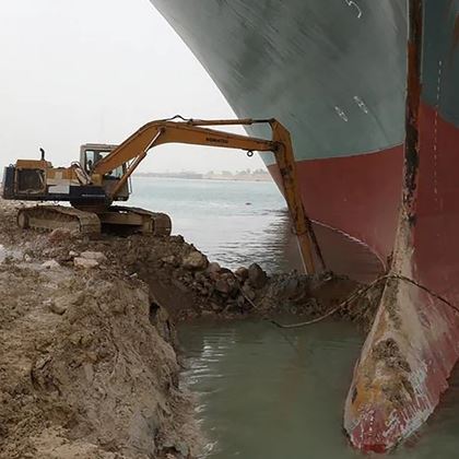 ini antara barangan yang tersangkut dalam jem di terusan suez