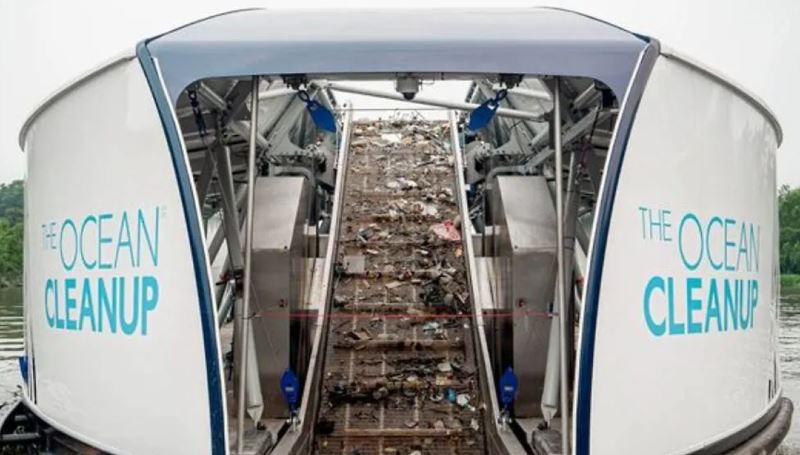 coldplay is sponsoring a vessel to help clean malaysian rivers!