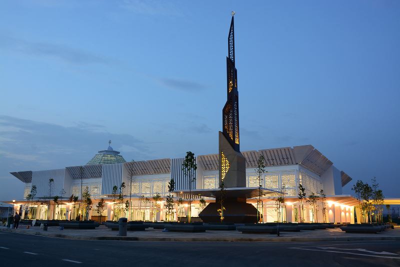 10 most amazing mosques in selangor you can visit!