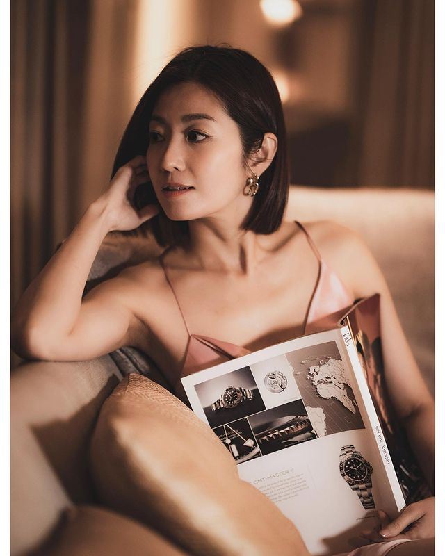 【多图】陈自瑶大派福利❗️「吊带睡衣」女人味满泻🔥