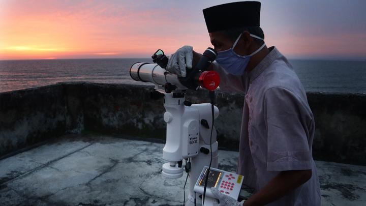 29 ramadan, hari umat islam melihat anak bulan untuk bulan syawal