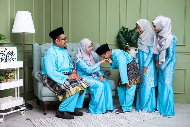 six ways to bring more meaning to your 2021 eid celebration!