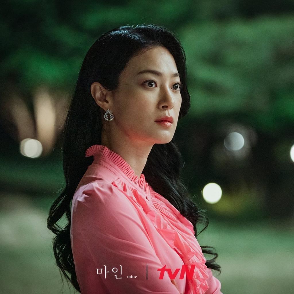 又有新狗血剧❗️《我的上流世界》第一集一样有命案🔥网友：刺激过顶楼