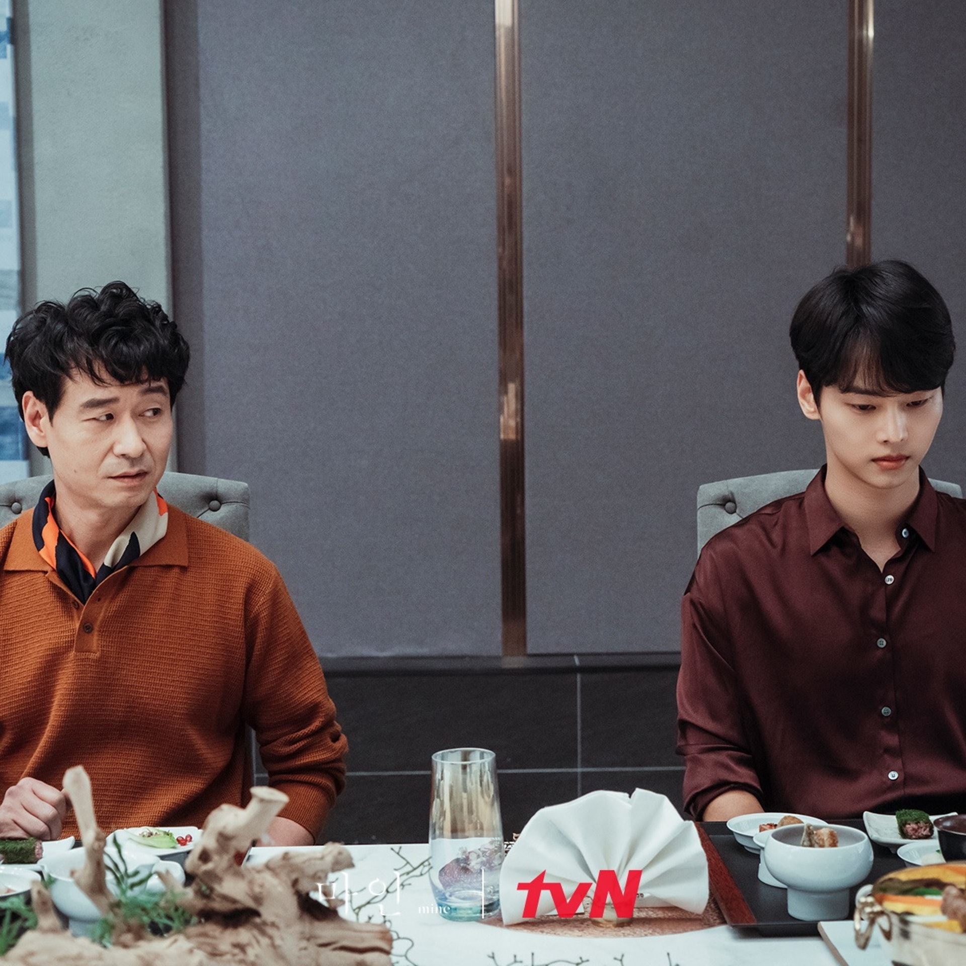 又有新狗血剧❗️《我的上流世界》第一集一样有命案🔥网友：刺激过顶楼