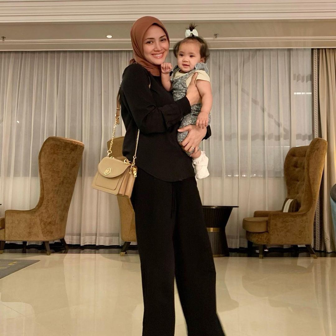 rezeki si cilik fatima mencurah, fazura teliti sebelum terima tawaran kerja untuk anak