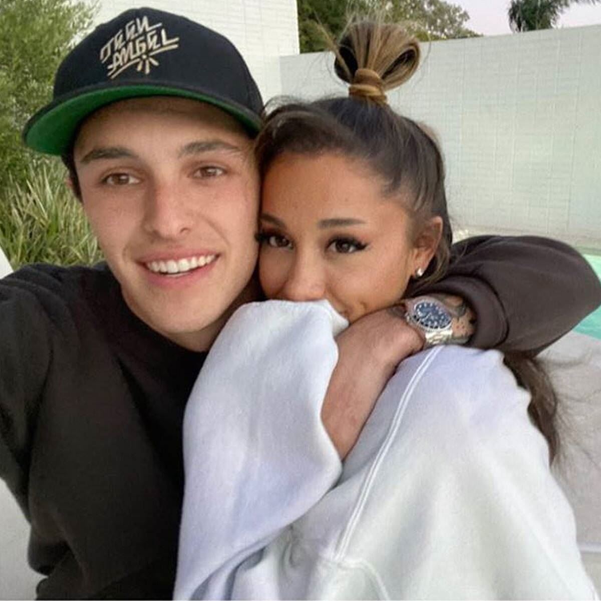 ariana grande被爆已婚❗️秘密嫁男友甜蜜说:我愿意❤️