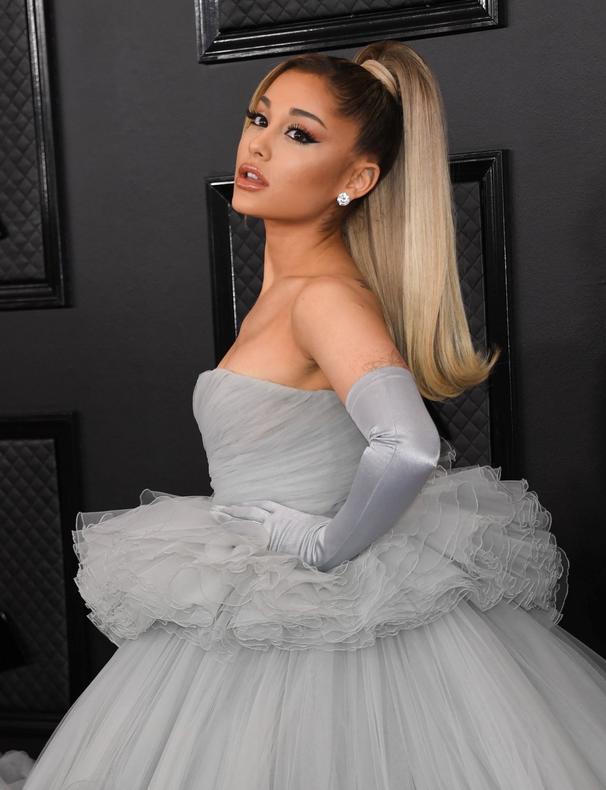 ariana grande被爆已婚❗️秘密嫁男友甜蜜说:我愿意❤️