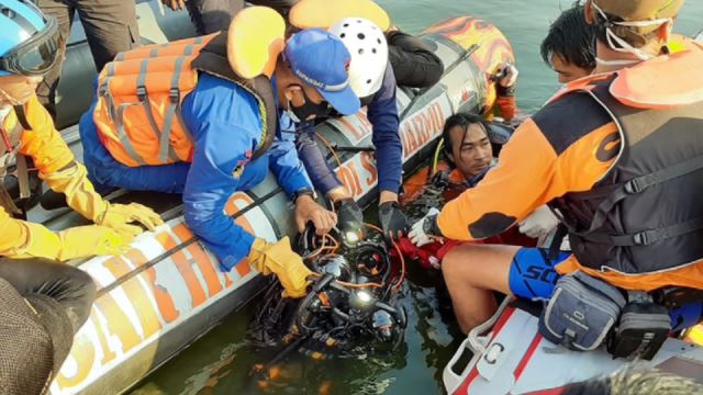 padah ‘berselfie’ atas bot, tujuh penumpang mati lemas