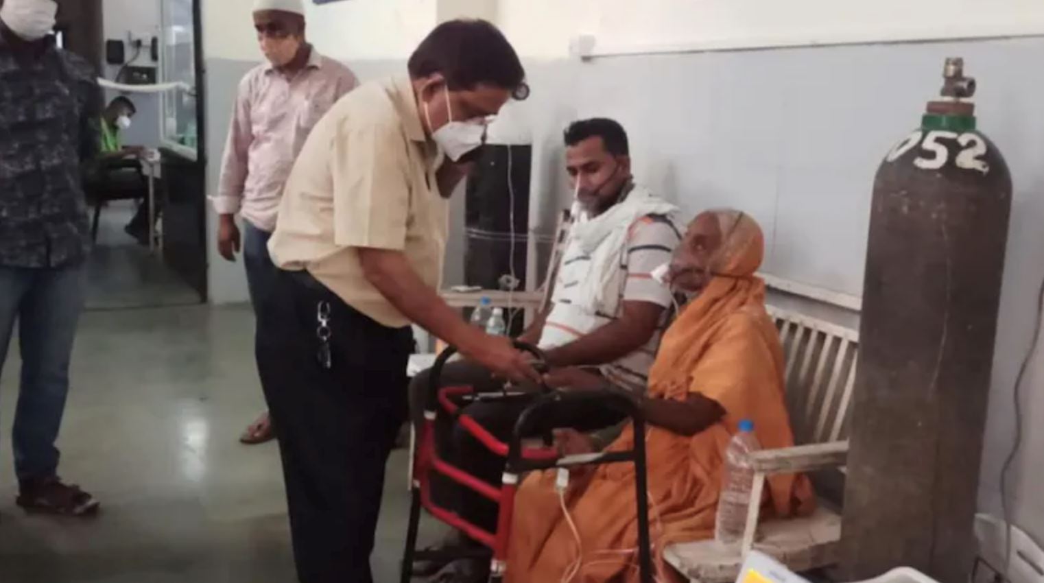 76-year-old covid-19 positive woman declared dead wakes up minutes before cremation!