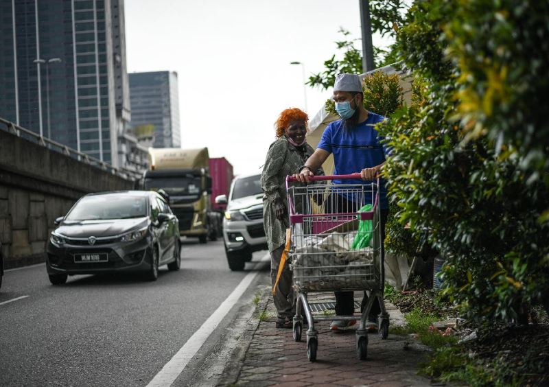 ebit lew gets home for homeless woman who sleeps under a tree for 14 years