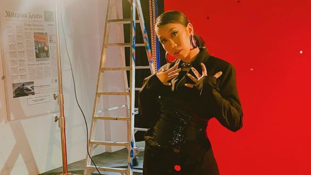 “tolong ambil vaksin covid-19”, loca b tidak endah komen netizen golongan anti vaksin