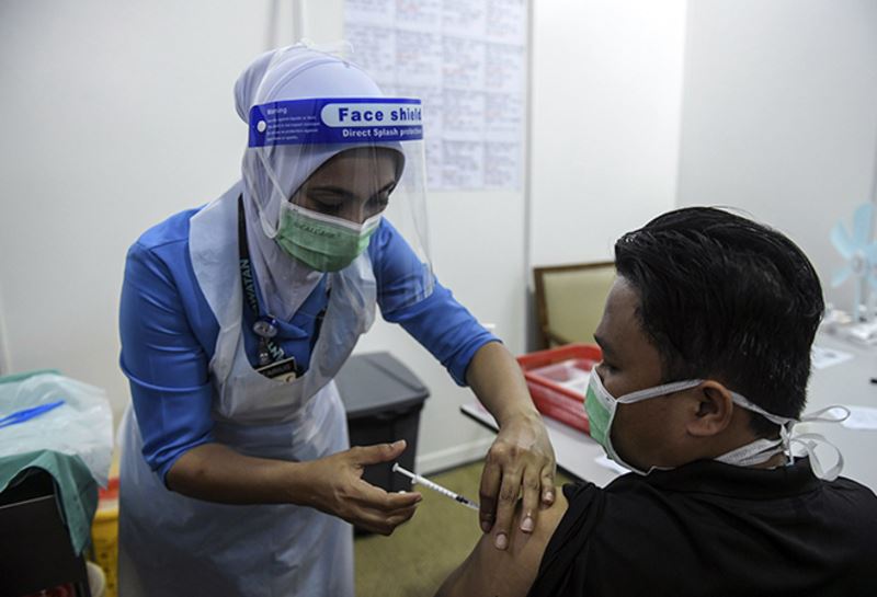 don’t come to the vaccination centre if your mysejahtera is showing these statuses...