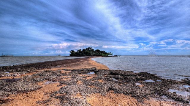 ketahui kisah mengenai pulau di melaka yang didiami bunian ini