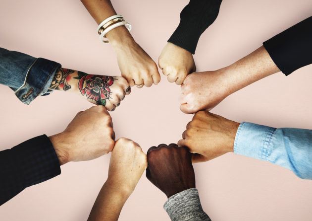 here are some signs you’re in a toxic friendship