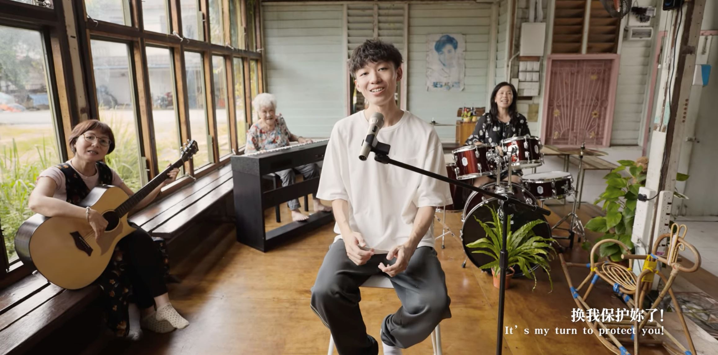【影片】bryson刘铠翔和奶奶妈妈合唱《妈咪，辛苦了》❗️mv公开啦超催泪❤️