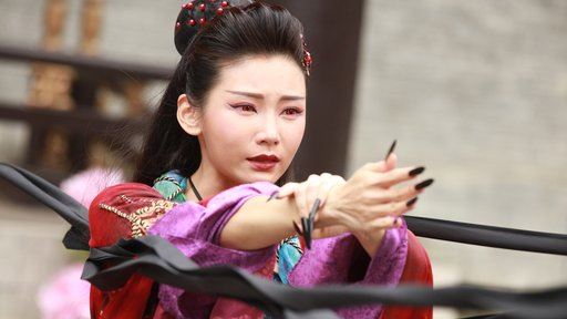 《一笑渡凡间》524开播啦❗️萧正楠为了演济公而剃脚毛啊😱