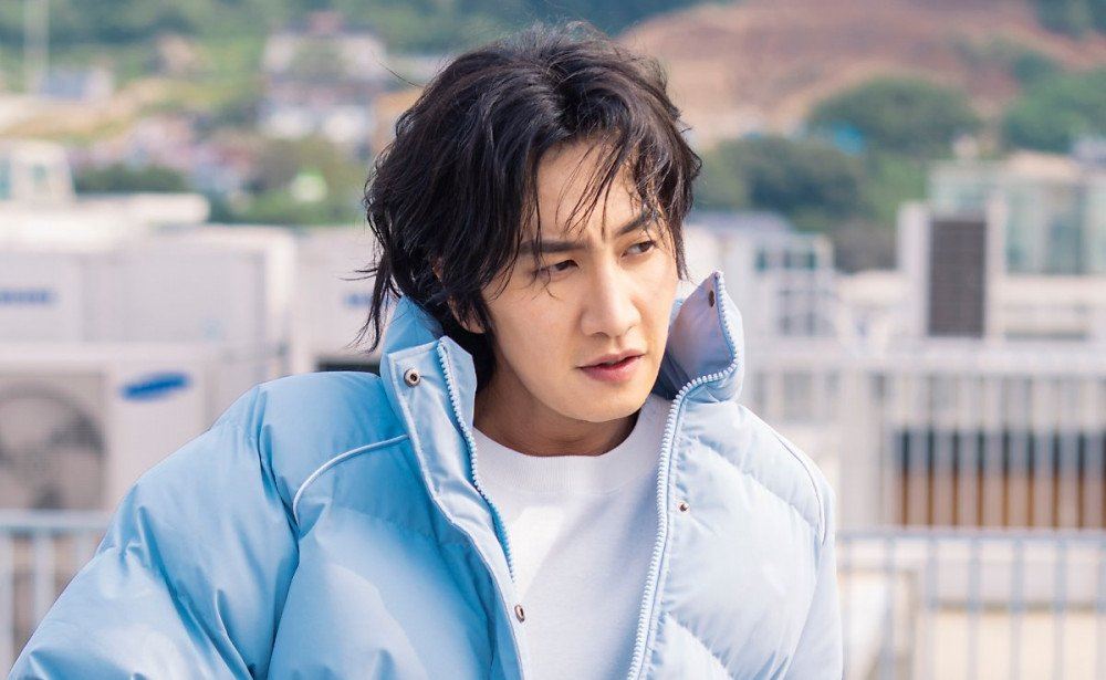 lee kwang soo sebak terima hadiah daripada ibu selepas penggambaran terakhir ‘running man’