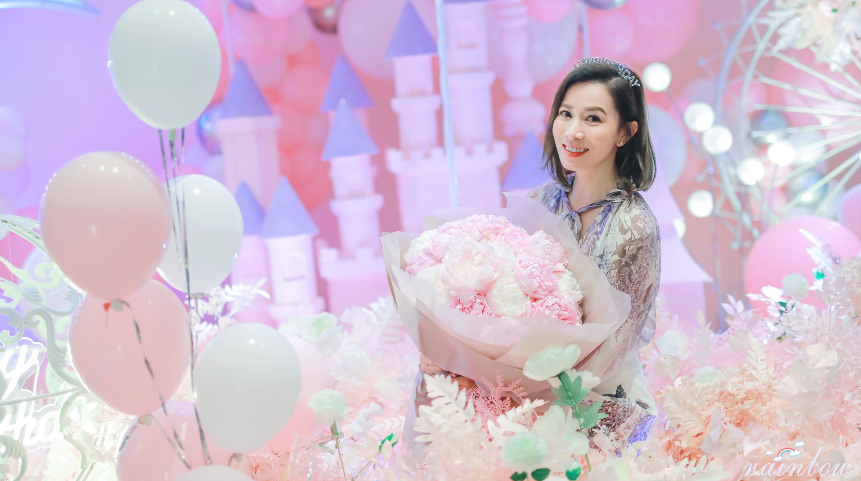 佘诗曼生日收528支玫瑰❗️欧阳震华连续10年送祝福🎂