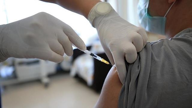 Vaksin Injection Sinovac Kini Tersenarai Dalam Vaksin Yang Diluluskan UK | Syok BM