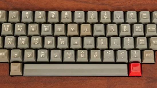 masih berfungsi dengan baik, komputer apple-1 dilelong rm1.6 juta