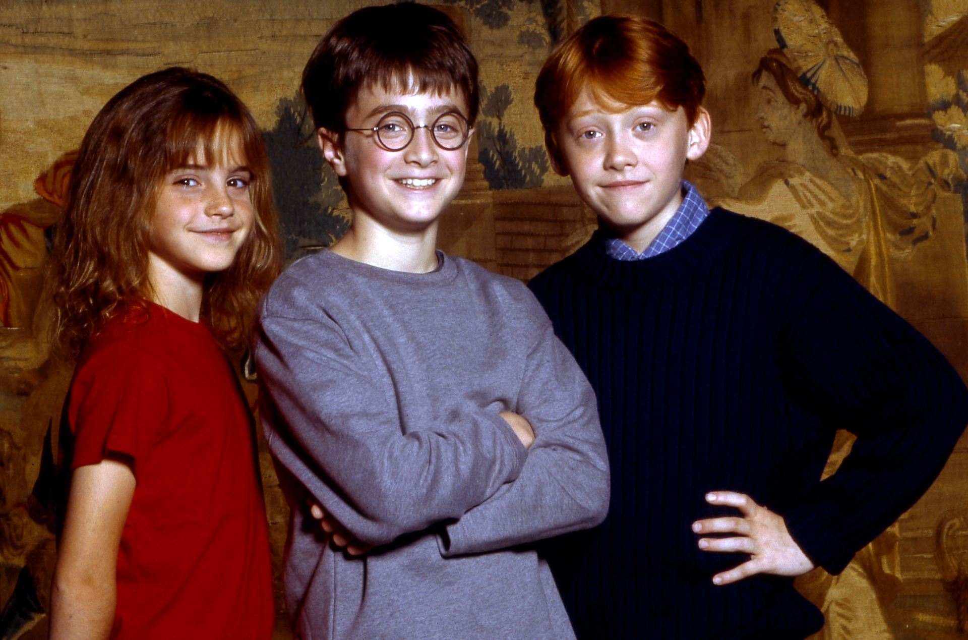 potterheads, harry potter stars return to hogwarts this new year's day!
