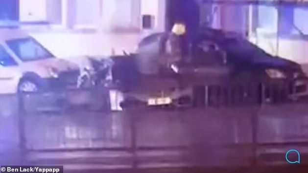 tunjuk handal, pasangan ini tak sengaja hancurkan lamborghini pinjam