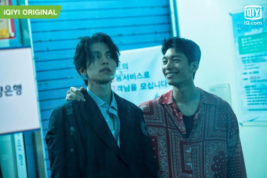 《鱿鱼游戏》最帅警察魏河俊回归❗️搭档李栋旭出演《bad and crazy》1217开播🔥