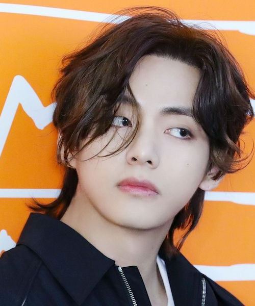 dikhabarkan bercinta dengan wanita dari keluarga berada, ini jawapan v bts