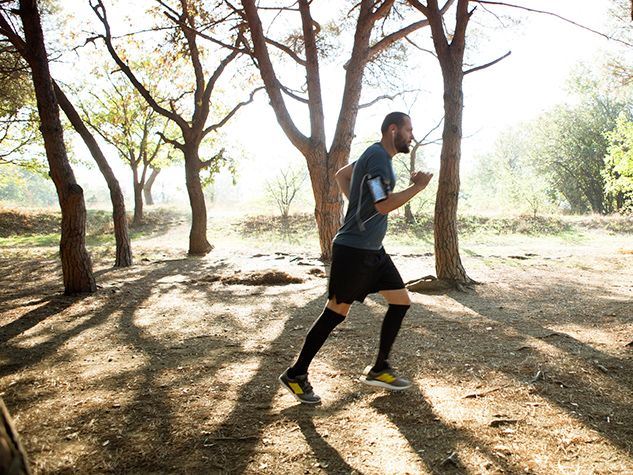 do you feel like the left side of your body is weaker than your right when working out? here’s why!