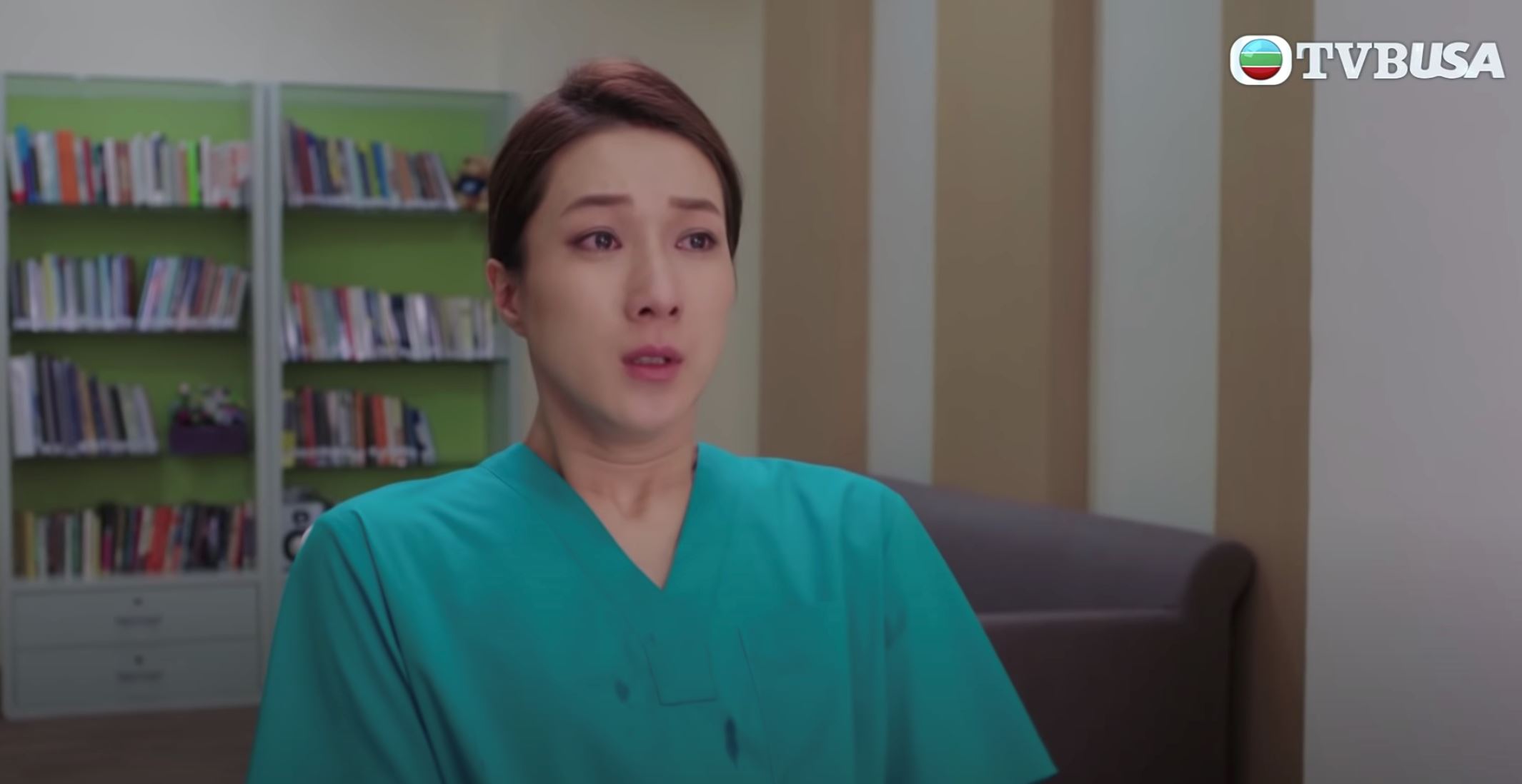 【影片】《星空下的仁医》钟嘉欣真情流露爆哭❗️眼泪滴湿医生袍💔