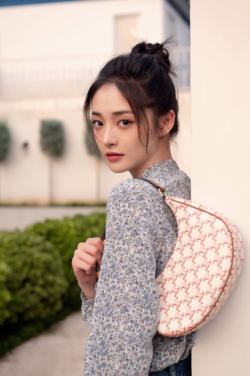 女生发图配这10个caption，男生看了会立马来关心你！