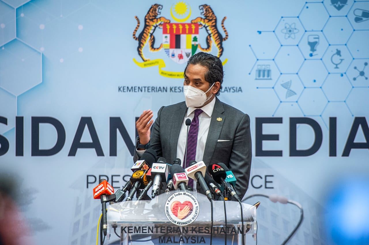 empat negeri catat penurunan kemasukan pesakit covid-19 - yb khairy jamaluddin