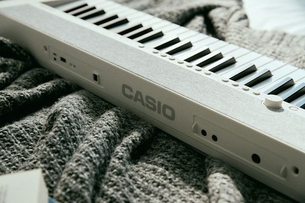 Three colour CASIO keyboard white