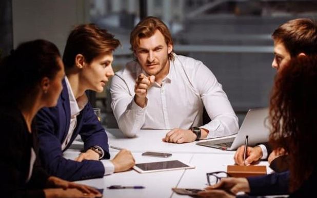 人生9条处事技巧，学会了让你在社会越混越好！