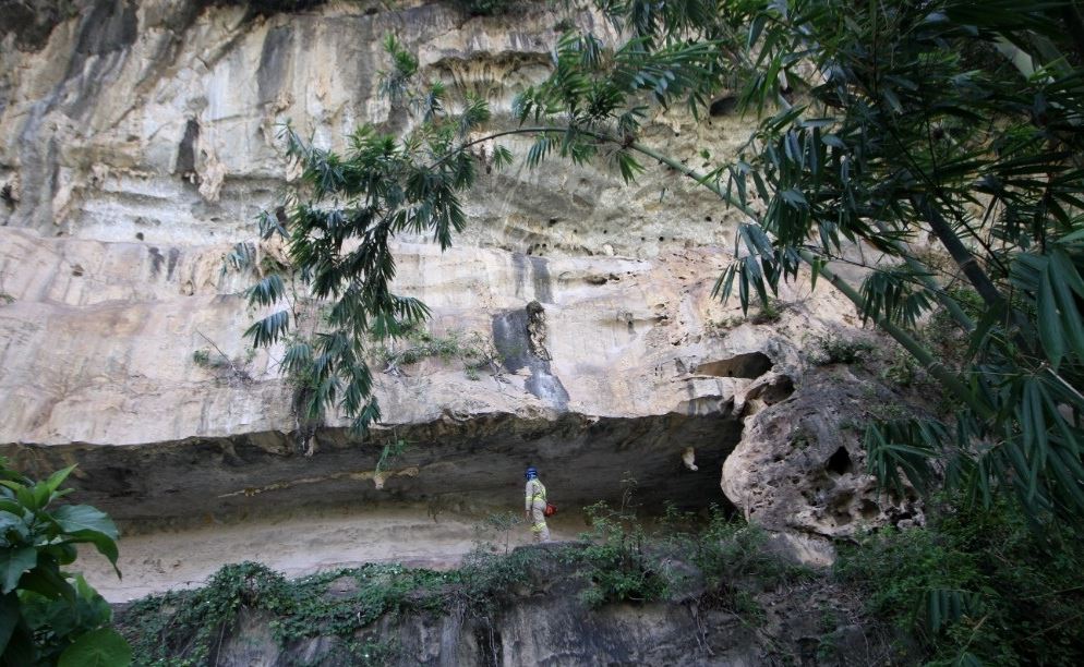 ancient paintings believed to be from neolithic era found in gua kanthan perak!