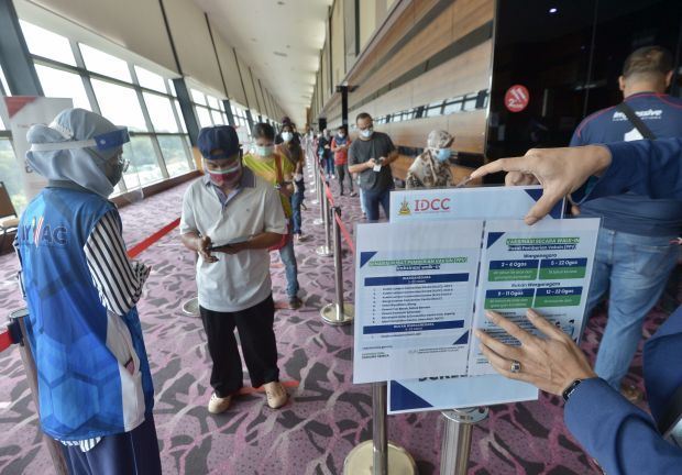 walk-in vaccinations in klang valley to end september 15th!