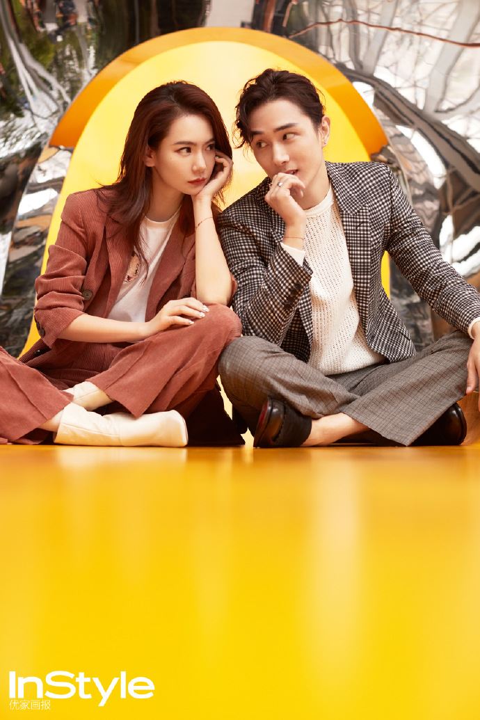 和戚薇结婚七周❗️李承铉晒照庆祝:七年之痒我不信❤️