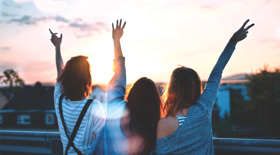 人生中遇到这4种人，请深交一辈子！