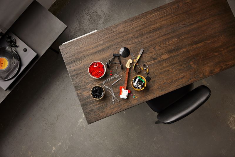 turn your amp up as lego reveals the new lego ideas fender stratocast set!