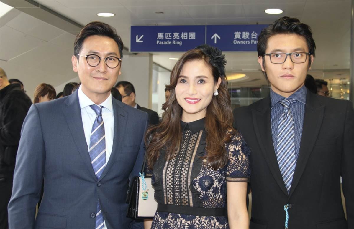 《我家无难事》父子搭档❗️马德钟儿子饰演自己的年轻版，马在骧现在才23岁