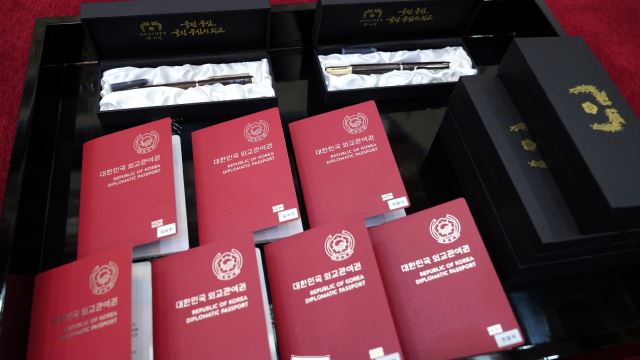 presiden korea selatan moon jae in lantik bts sebagai utusan khas presiden di perhimpunan agung pbb